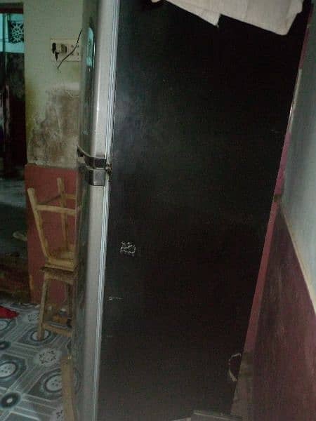 refrigerator good condition 3