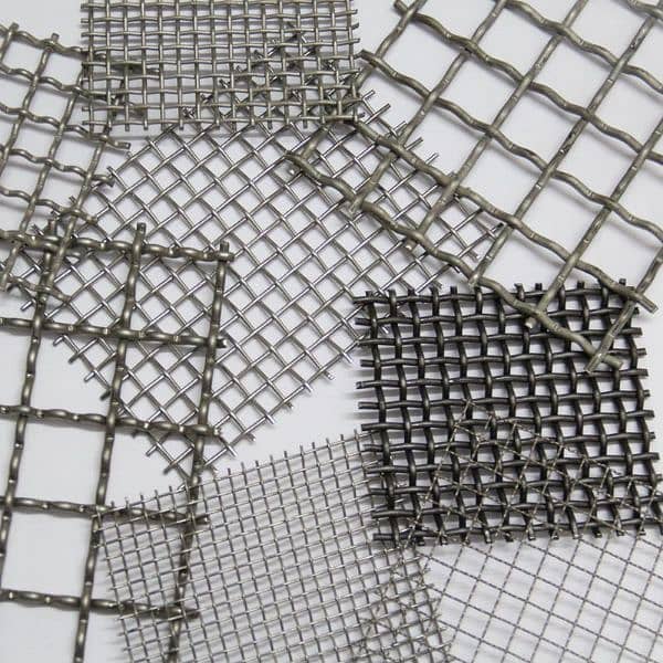 Razor Wire Barbed Wire Chain Link Fence Pole Jali Welded mesh 10