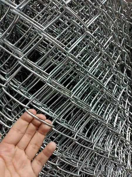 Razor Wire Barbed Wire Chain Link Fence Pole Jali Welded mesh 14