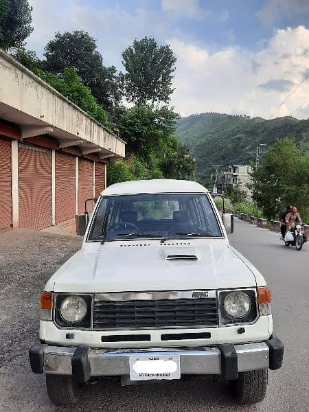 Mitsubishi Pajero 1991 5