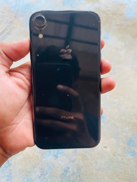 iPhone XR 0