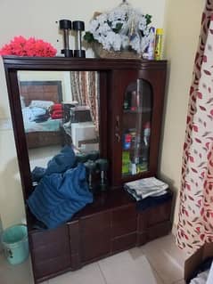 dressing table wooden