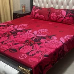 3 Peices Cotton Crystal Printed Double size Bedsheet.