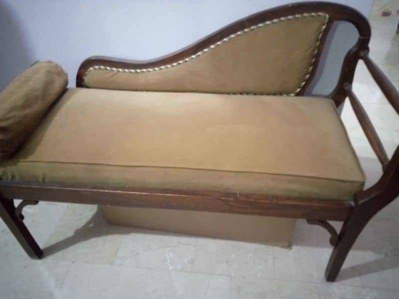 sofa set urgent selling serious buyers only 2