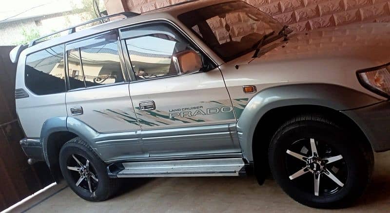 Toyota Prado 1997 12