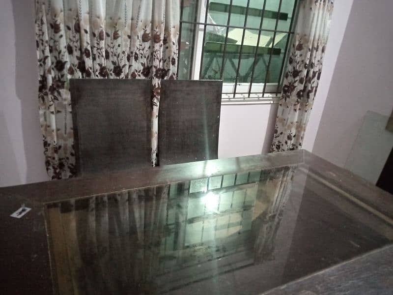 urgent sales of dining table serious buyers only 2