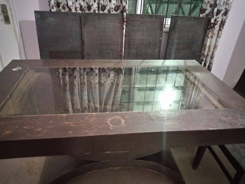 urgent sales of dining table serious buyers only 5