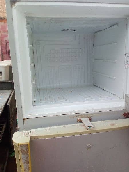 Dawlance Fridge for sale 1