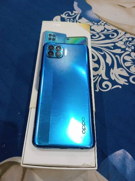 Oppo F-17 pro 0