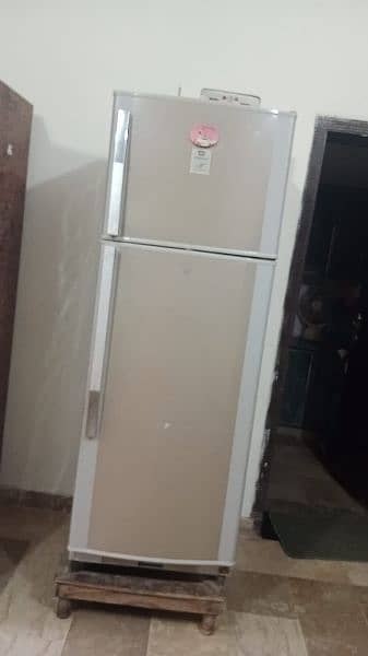 Dawlance  Direct Cool Double Door Refrigerator 1