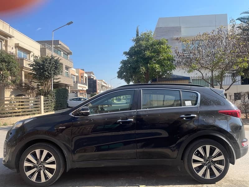 KIA Sportage AWD 6