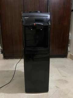 Orient water dispenser with refrigerator