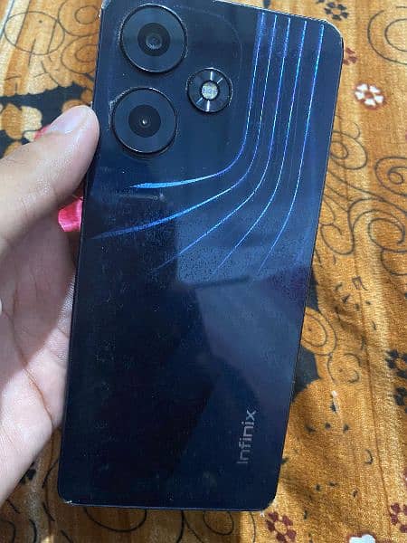 infinix hot 30 8+8/ 128 GB in worrenry. 2