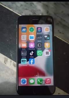 iPhone 6s non pta 32gb only finger off Baki ok whatsap 03249775018