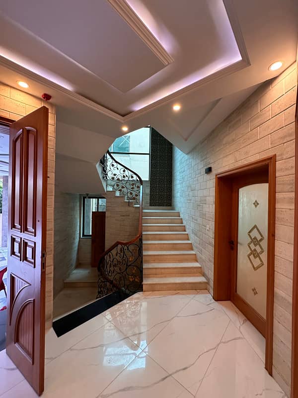 One kanal Brand New House Availaable For Sale With Basement 15