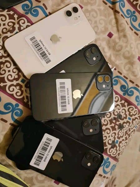 iphone 11/12/13 64/ 128/256 gb jv/fu 10/10 condition fresh waterpack 3