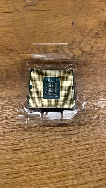 Intel i3 10100 processor used for gaming just like new 1