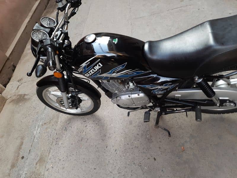 suzuki GS 150 Se 2022 Islamabad Reg 4