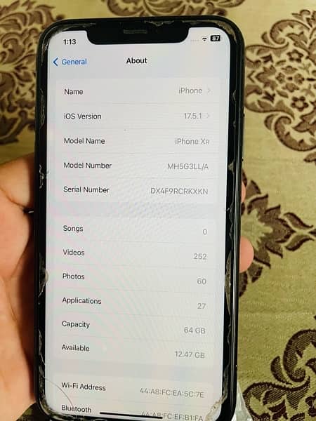 iPhone xr jv 64 gb 5