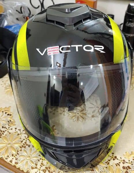 vectors filp helmet 2