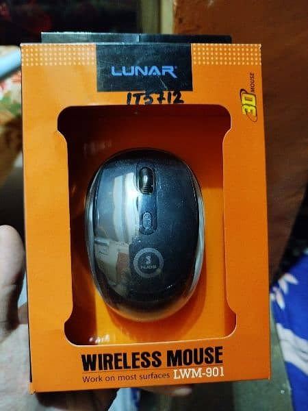 LUNAR Wireless Mouse LWM-901 (Never Used) 0