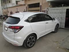 Honda Vezel 2015  Z Package,. O3OO,2357.826