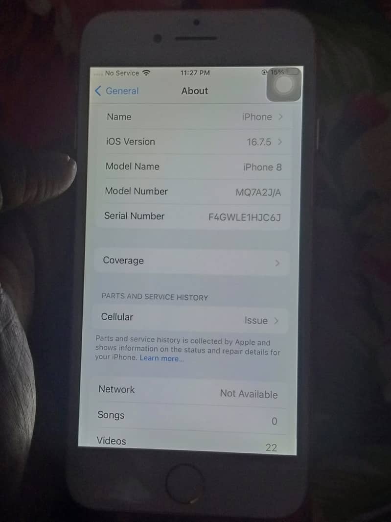 iPhone 8 10/9 condition 17,500 final ha jise lena ha wahi contect kre 5