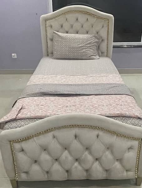 single bed velvety fabric - off white Colour with one side table 6