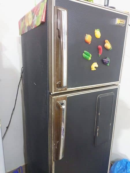 National Fridge For Urgent Sale! Chill Cooling! In working condition 9