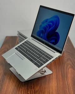 HP ELITEBOOK 855 G7 with Touch Screen