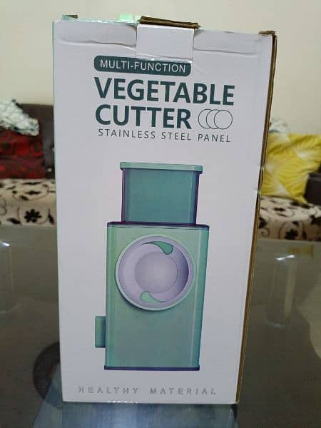 Imported vegetable cutter with steenless steel blades 1