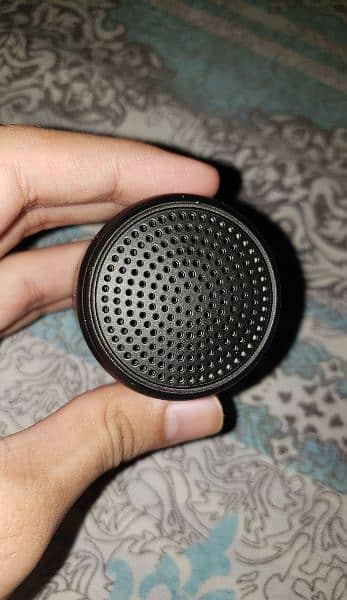 lenovo mini speaker 1