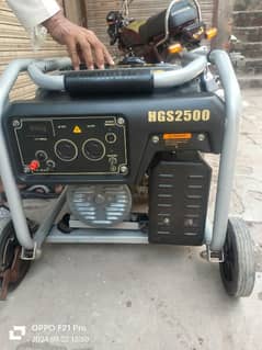 Hyundai HGS2500 Generator 10/10 with complete documents