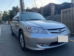 Honda Civic Oriel 2004