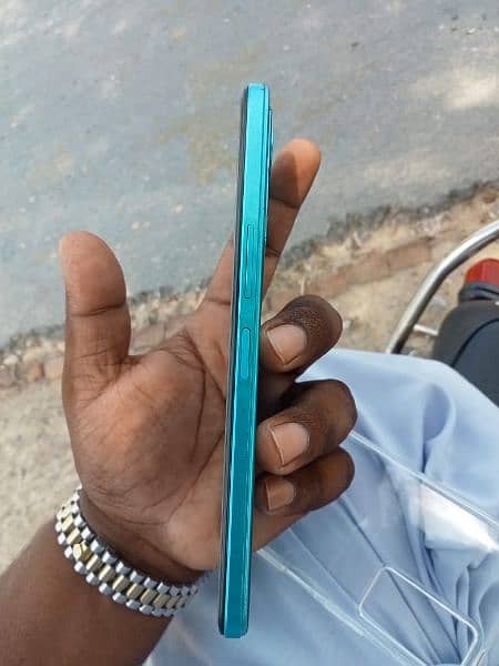 Infinix note 11 6+5gb ram 128gb rom 4