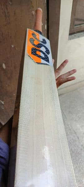 pure English willow hard ball cricket bat at factory rate 9