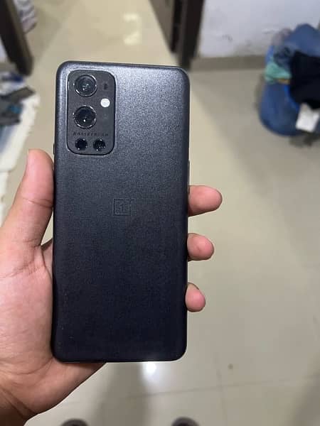 One Plus 9 Pro 5G 2