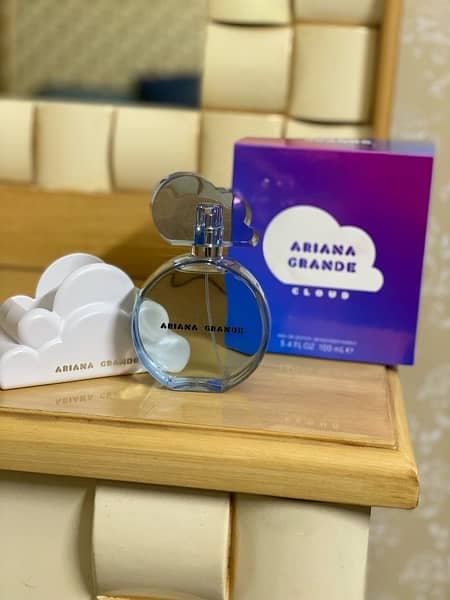 Luxurious Original Ariana Grande Perfume 5