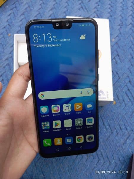 Huawei Y9 (4/64 GB) 10