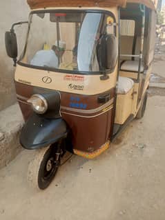 urgent selling my  sazgar rickshaw 2016 model