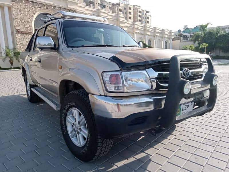 Toyota Hilux 2002 5