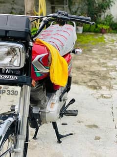 Honda 125cc model 22 Bata 23 full fresh bike hay