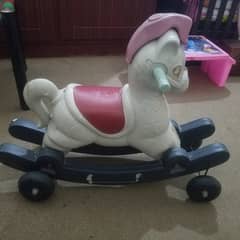 Rocking Horse with wheels. O3244833221