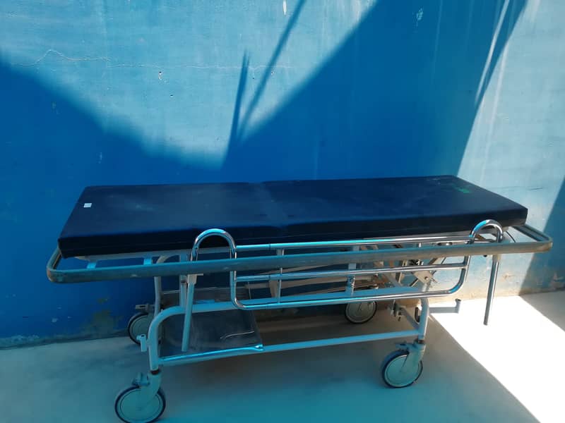 Stretcher / Folding Stretchers /Ambulance Strecher / Stratcher / 8