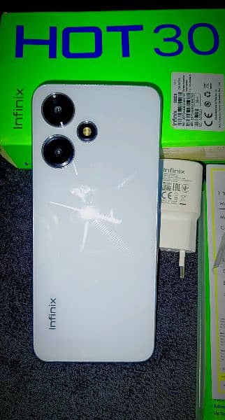 Infinix Hot 30 play 4/64 10/10 Condition Not a single scratch. com Box 2