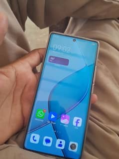 Tecno Spark 20 pro plus