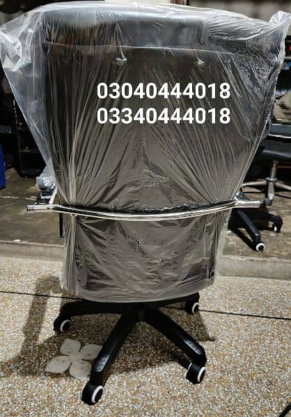 Office chair/Revolving chair/Chair/Gaming chair/Office furniture 4