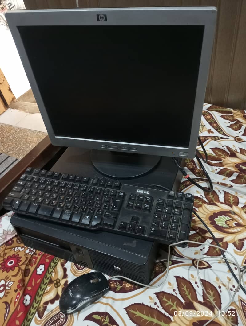 Pc with complete accessories 4