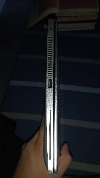 HP Elitebook G5 830 i7 8th (Gen) 8