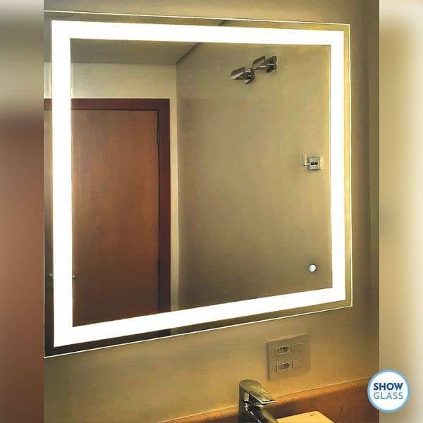 Dress LED Mirror 1